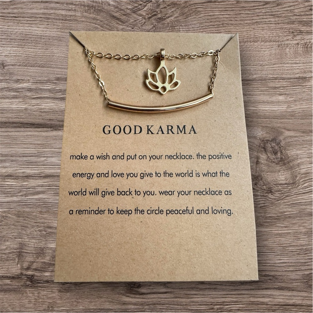 Gold plated  Necklace. approximately 7.5cm long and 10cm wide They weigh just 8g